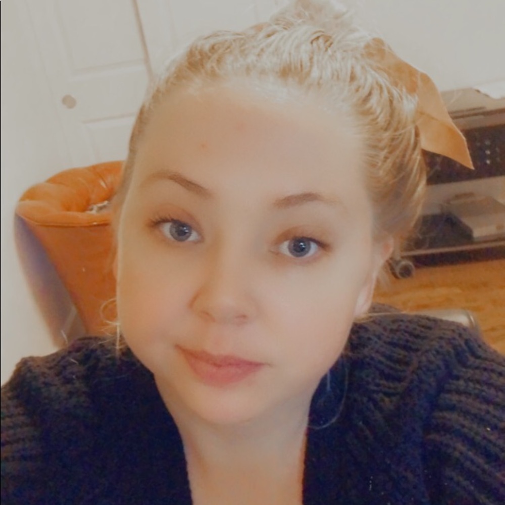 Meet your Posher, Lindsey